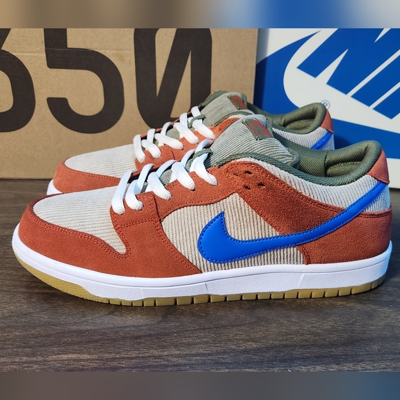 Nike SB Dunk Low 'Dusty Peach' Corduroy Size 10 - Picture 3 of 16